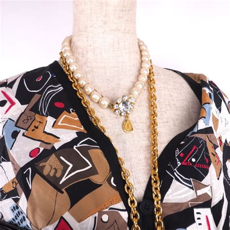 vintage ysl faux pearl necklace